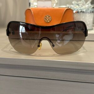 Tory Burch, sunglasses brown with light brown lenses